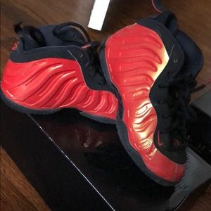 Used! Kids Habanero foams size 1! Priced as is